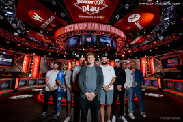 WSOP Main Event: Jachtmann a Lewis mezi finálovou devítkou