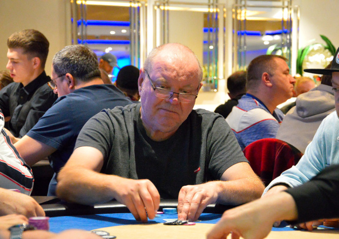 Hilton KOKP €60K GTD: Po dni 1A se na čele usadil Petr Targa!