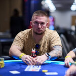 King&#039;s: Michal Čorňák vede finálovou osmičku Big Wrap 1K PLO Mystery Bounty