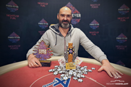 G4G: Iskri veze trofej z Poker Fever X-Mas High Rolleru do Polska