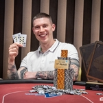 G4G: Nejvíc peněz Indy, oficiální vítěz PFS High Rolleru Adam Siwicki