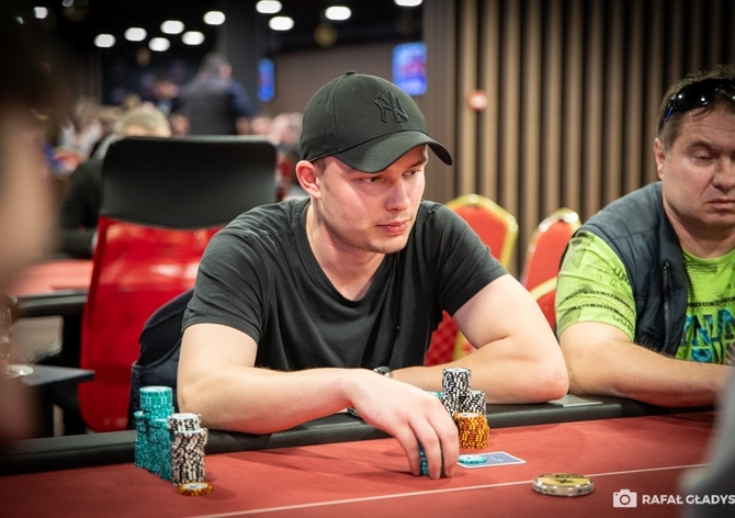 G4G Hodolany: První flight Summer Millions Main Eventu 2M GTD a polská dominance v Masters 