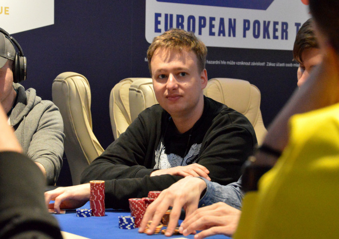 WSOPC Mini €500K GTD: Postup ze dne 1A pro Ferdu Štětku