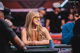 WSOP Main Event den 6: Mezi 59 přeživšími figurují dvě zástukyně něžného pohlaví