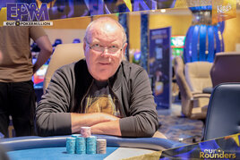 WSOPC: Slovák &quot;Lukas&quot; runner-upem Mystery Bounty, Petr Targa osmý