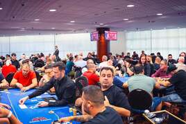 Velké finále Slovak Poker Open si zahrají i tři Češi