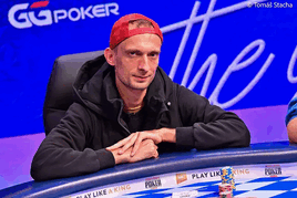 WSOPE €2K PLO: Skácel na finálovém stole, kralovala Brazilka Saliba!