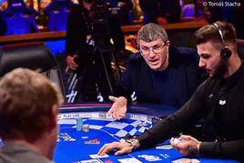 WSOPE: Tsoukernik čtvrtý v GGMillion€, semifinal pro Šnejberga v 6-maxu