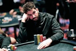WSOPE Main event: Garance pokořena! Patrik Jaroš zabalil 311 blindů ve dni 1A!