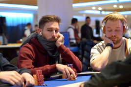 ČPT duben (Hilton) €50K GTD: Overlay na dohled! Chiplead po 1B přebírá Petrakis!