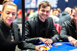 Eureka Prague: Rekord! Martin Kabrhel mezi chipleadery před startem druhého dne!