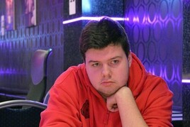 Hilton: Tomáš Skokánek v rovném dealu v heads-upu středečního Mystery Bounty