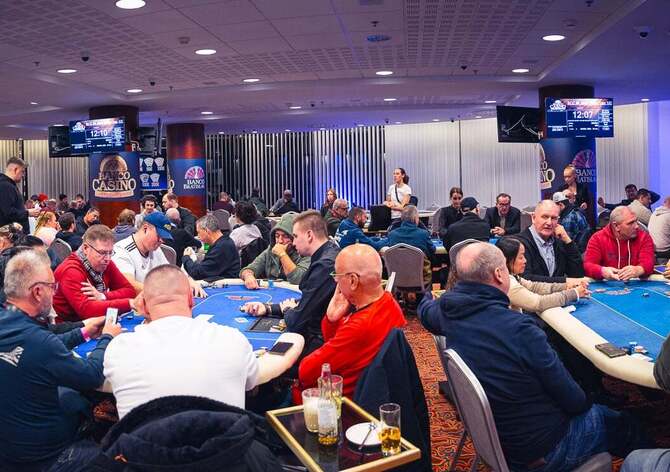 Banco Bratislava: Po čtyřech flightech Banco Casino Championship je chipleaderem Peter Ješko