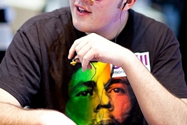 EPT: Hvězdami napěchovaný High Roller chipleaduje Andrew Badecker