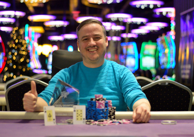 Rebuy Stars Plzeň: Titul z půlmilionového Area Cupu získal Radovan Kdýr