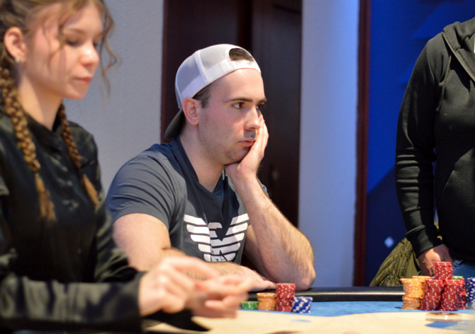 GRND LIVE IX: Jan Cvach v dealu výrazně přebraného High Rolleru