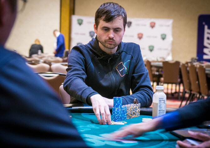 Zámořské pokerové ozvěny: Kabrhel druhý za $197.000, Brokl na Floridě vítězně!