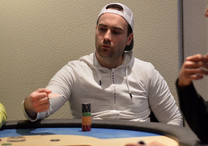 King&#039;s: I z druhého flightu Ola Poker Tour Main Eventu postoupili dva čeští hráči