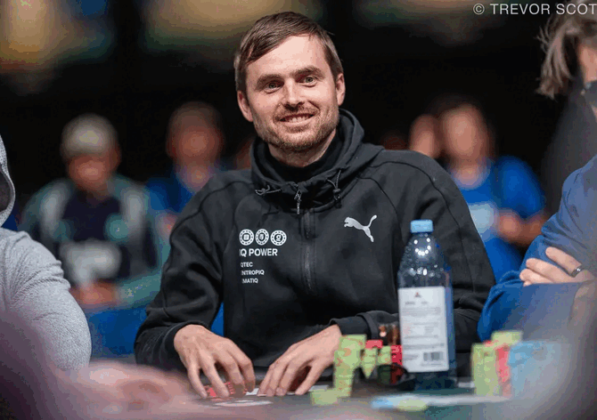 WSOP Las Vegas 2025: Martin Kabrhel na další náramek nedosáhl, za třetí místo získal $288.775