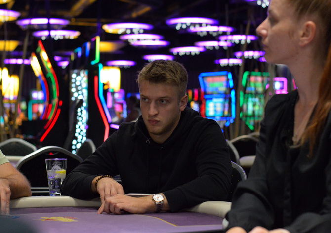 Rebuy Stars Kladno: V Retro Night v Oaze uzavřel skvělý deal Šimon Fiala