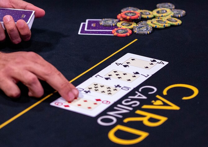 Card Casino Šamorín: Úvodní flight Royal Main Eventu €250K GTD přinesl první český postup