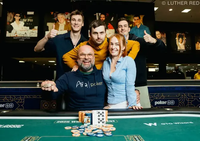 WSOP: Třetí letos! Desítka na river a Lukáš Záškodný má náramek!