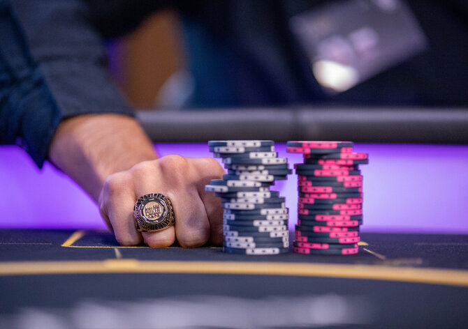 ŽIVĚ: WSOPC Šamorín - Mini Main Event €300K GTD - den 2
