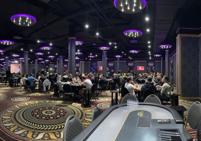 ŽIVĚ: WSOPC Šamorín - PLO Championship €1M GTD - den 1A