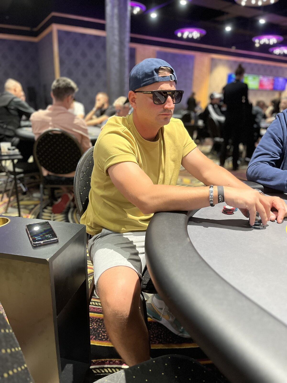 Meszaros_card_blava Meszaros_card_blava