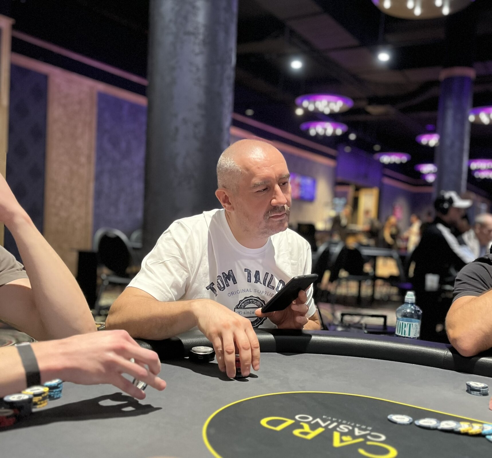 izo_gabriel_card_blava izo_gabriel_card_blava