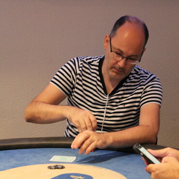 King's: Jan Volkov a David Eiselt nastoupí ve finále Euro Rounders, pokračoval též KM Main Event €1M