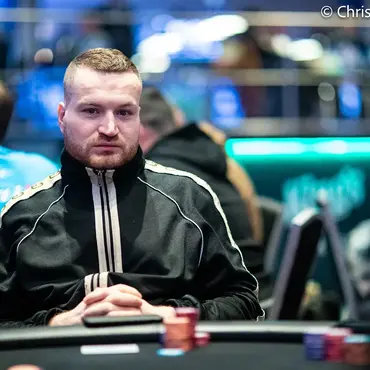 King's Million EPC: Jakub Kolečkář a "beerguideprague" ovládli dva ze tří pátečních flightů Mini ME