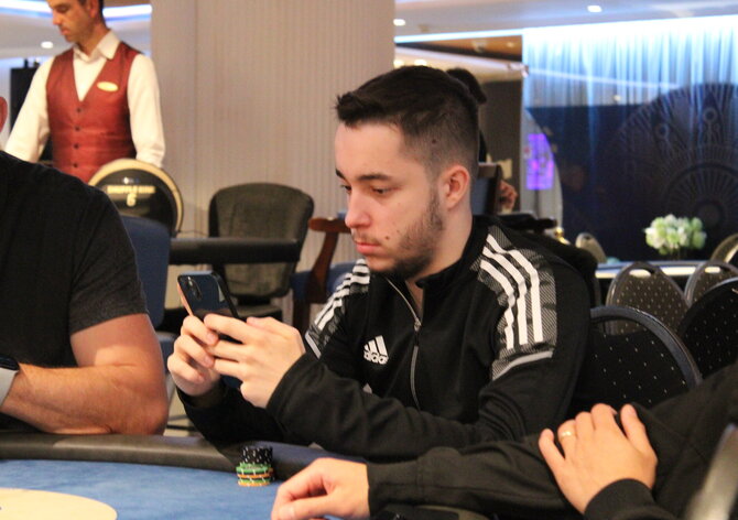 King&#039;s IPS: Druhým českým postupujícím z druhého flightu Main Eventu IPS €1,5M GTD je Marek Dlouhý