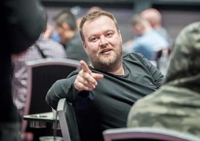 Card Casino Šamorín: Roman Papáček je ve finálové šestnáctce Skill Poker Master Main Eventu