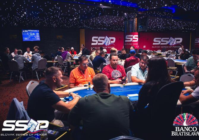 Banco SSOP 2025: Boj o Mistra Slovenska v pokeru začal úvodním dnem 1A