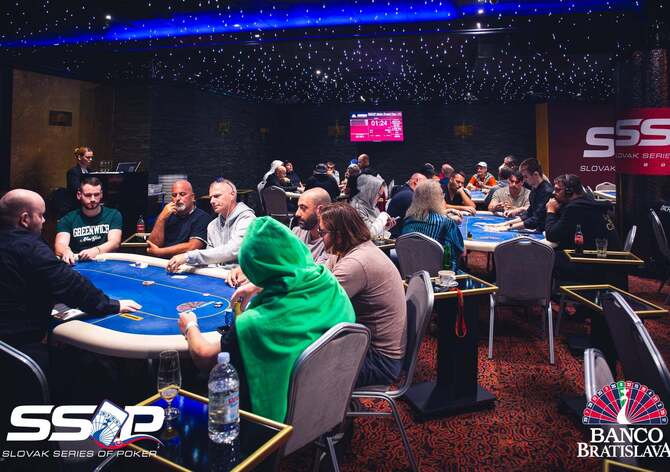SSOP 2025 Main Event: Jen €74.000 v prizepoolu a jen postupujících 25 hráčů!