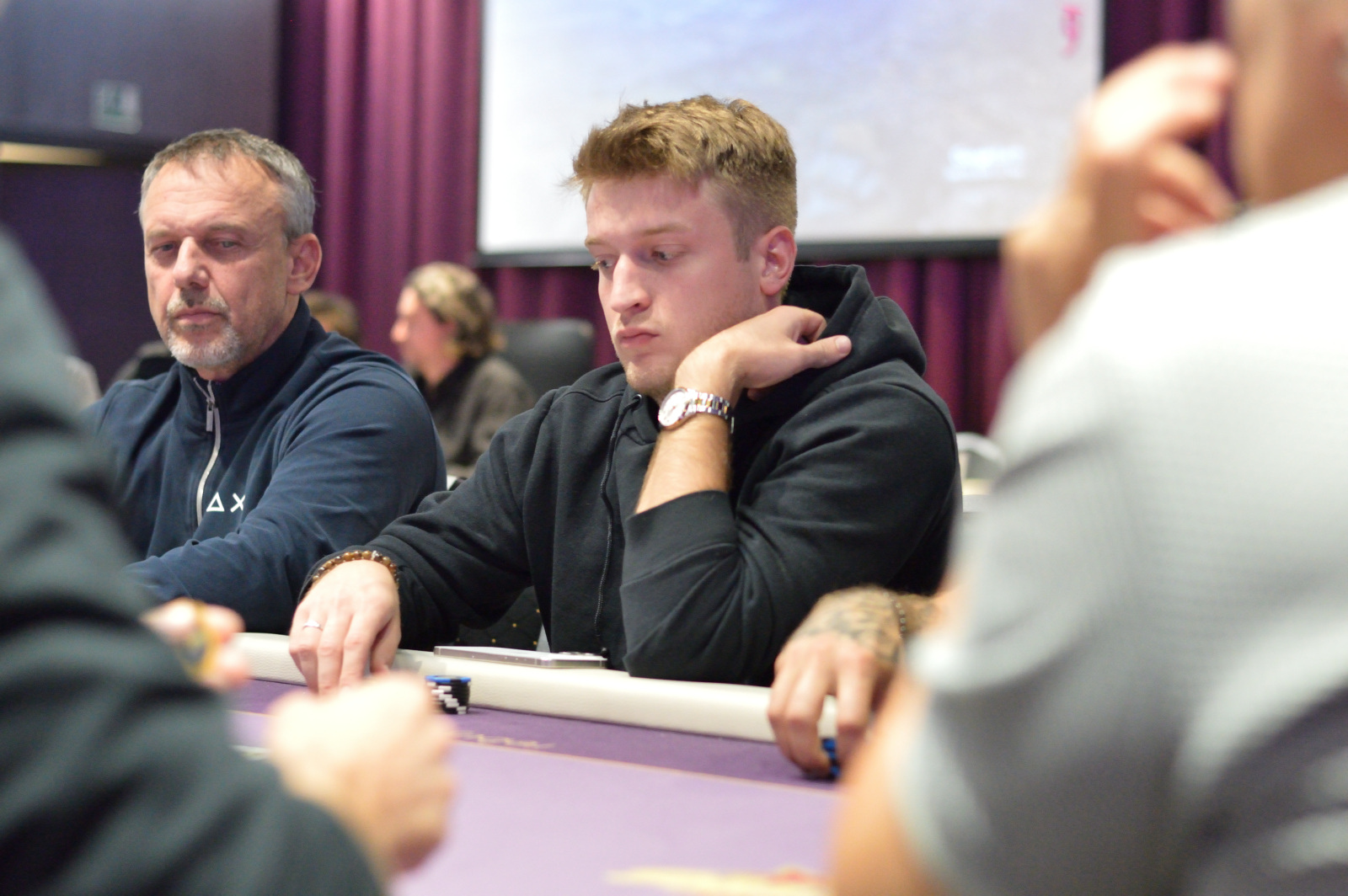 1d1m_rs_zar25_022 1d1m_rs_zar25_022