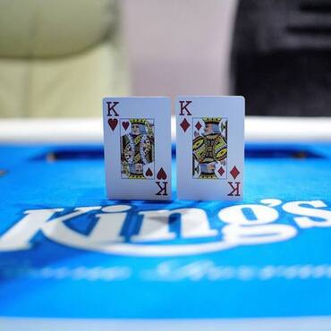 King's $ZTO$: David Baloun končí pátý v Mystery Bounty, rozehrál se také $ZTO$ Main Event €500K GTD