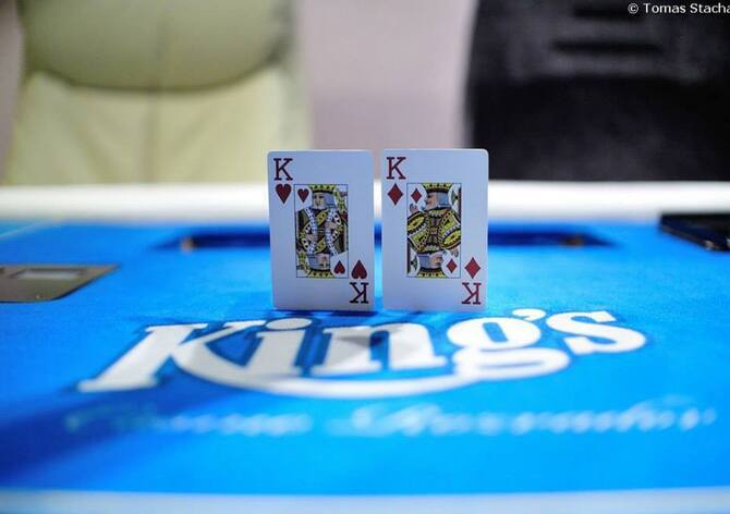 King's: Třetí startovní flight 1C Dutch Poker Masters €500K GTD byl bez českého postupu