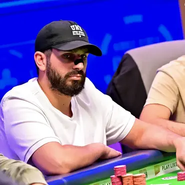 King's IPS €1,5M: V pátek postoupilo celkem 14 CZ hráčů, v Praze dominoval Patrik Jaroš