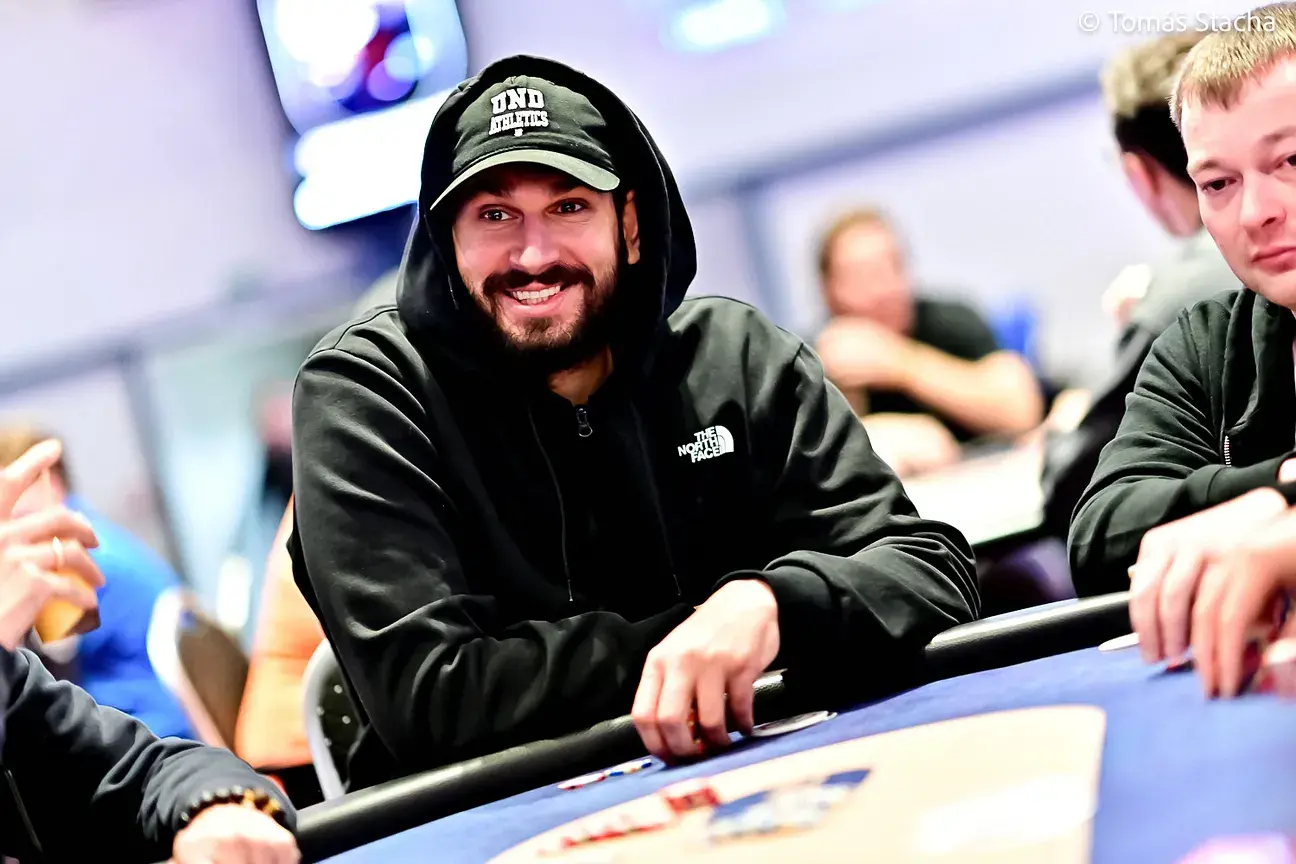 Jarošx18dcffe148 (2) Jarošx18dcffe148 (2)