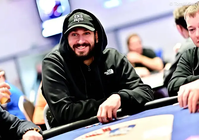 King's KM PLO: Patrik Jaroš dominoval v prvním flightu KM PLO Mystery Openeru €500K GTD