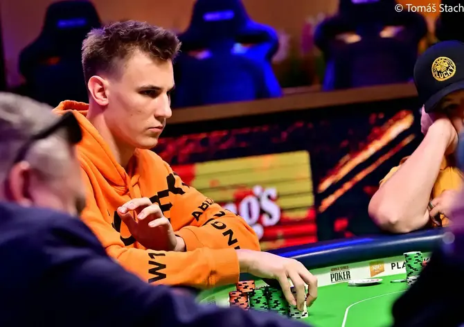 WSOPE: Neflipuj s Deebem! Žižka třetí za €142.000!