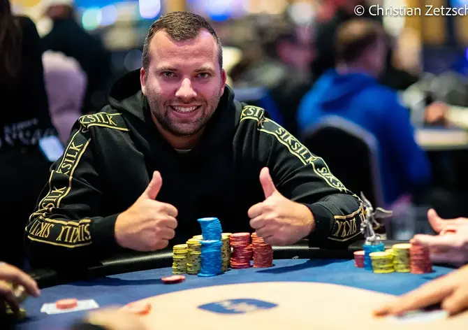 King&#039;s WSOPC: Lukáš Pažma třetí v Lucky 7s, ve finále €3K High Rolleru minimálně 3 CZ/SK hráči