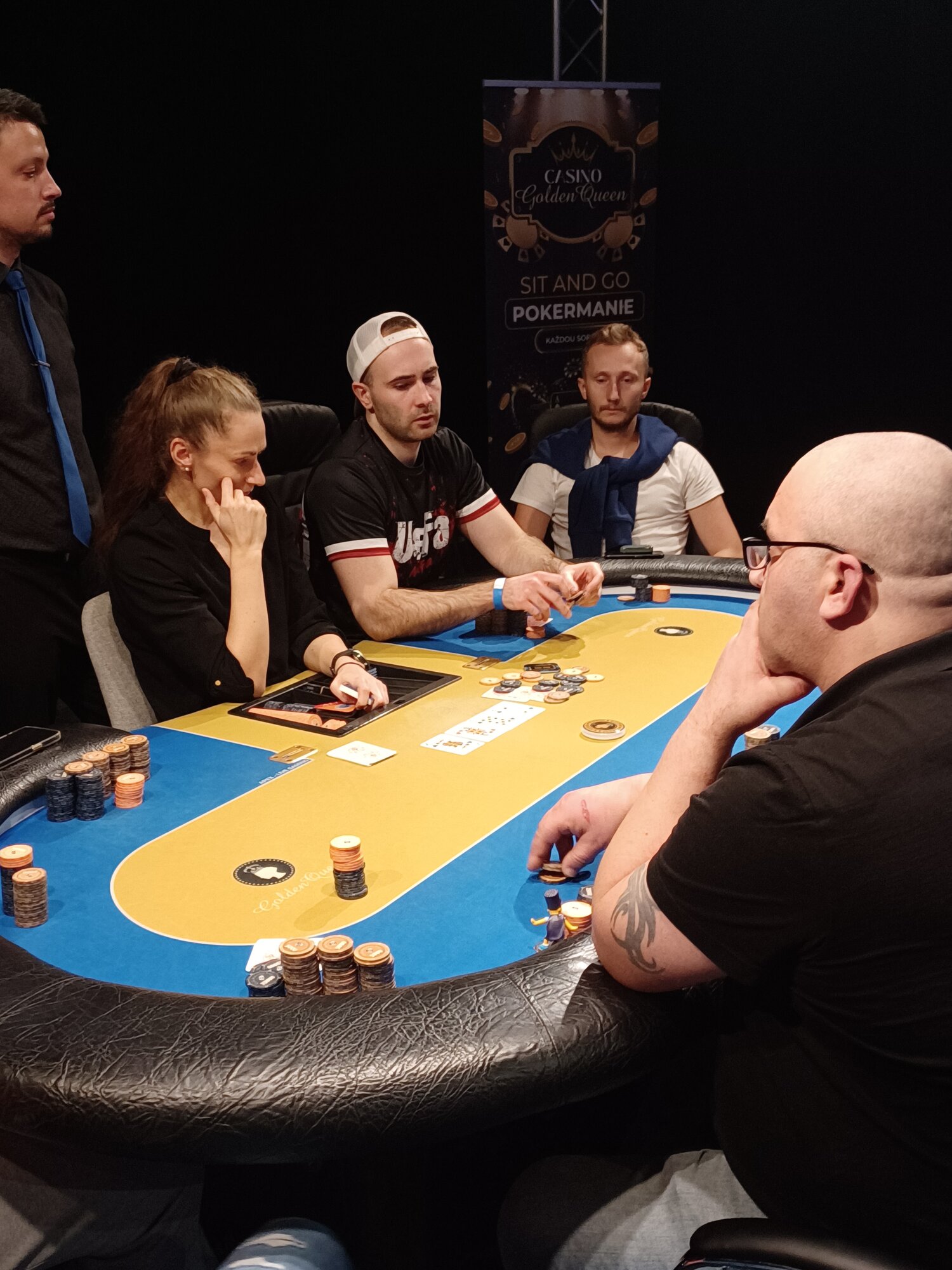 Jan Cvach přemýšlející Jan Cvach přemýšlející