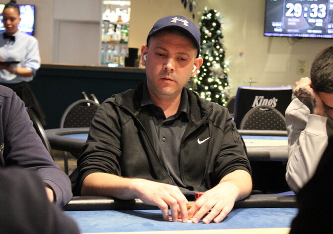 ČPT prosinec (Hilton) €40K GTD - Izraelec Viktor Lavi na chipleadu dne 1B