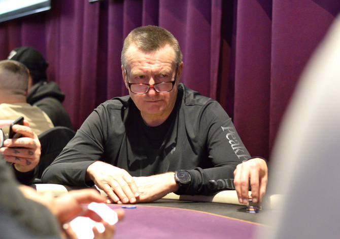 Rebuy Stars Kladno: Big Tuesday 500K GTD skončil téměř rovným dealem ve čtyřech