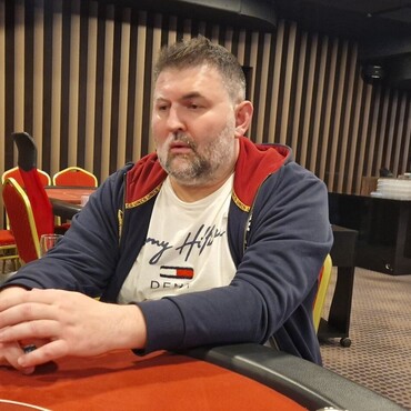 Card Casino Šamorín: Card Poker Series €300K GTD odstartoval, Mirek Matějček bral chipleader bonus