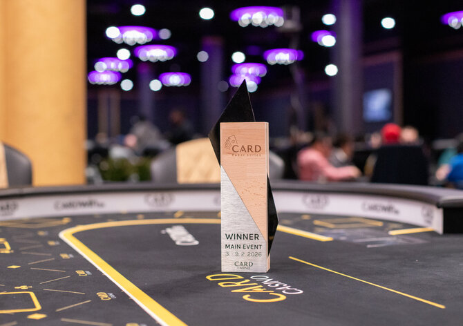 Card Poker Series: Pavel Novotný Jr. si už zajistil bonus €2K za trojitý postup v Main Eventu