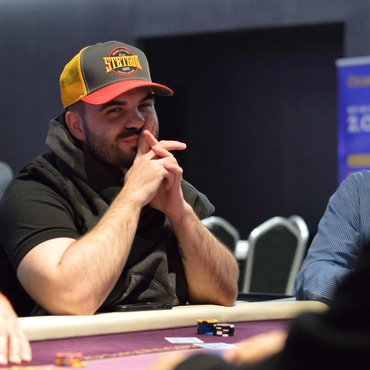 Rebuy Stars Kladno: Big Tuesday v Oaze skončil 3-way dealem, titul pro Polsko a Jan Bogáš stříbrný